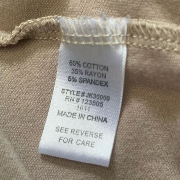 Hearts & Hips Tan Halter Crop Top Size Small - Picture 6 of 6